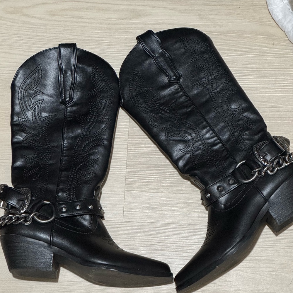 Steve Madden Black Heeled Cowboy Boots with Chain Detail